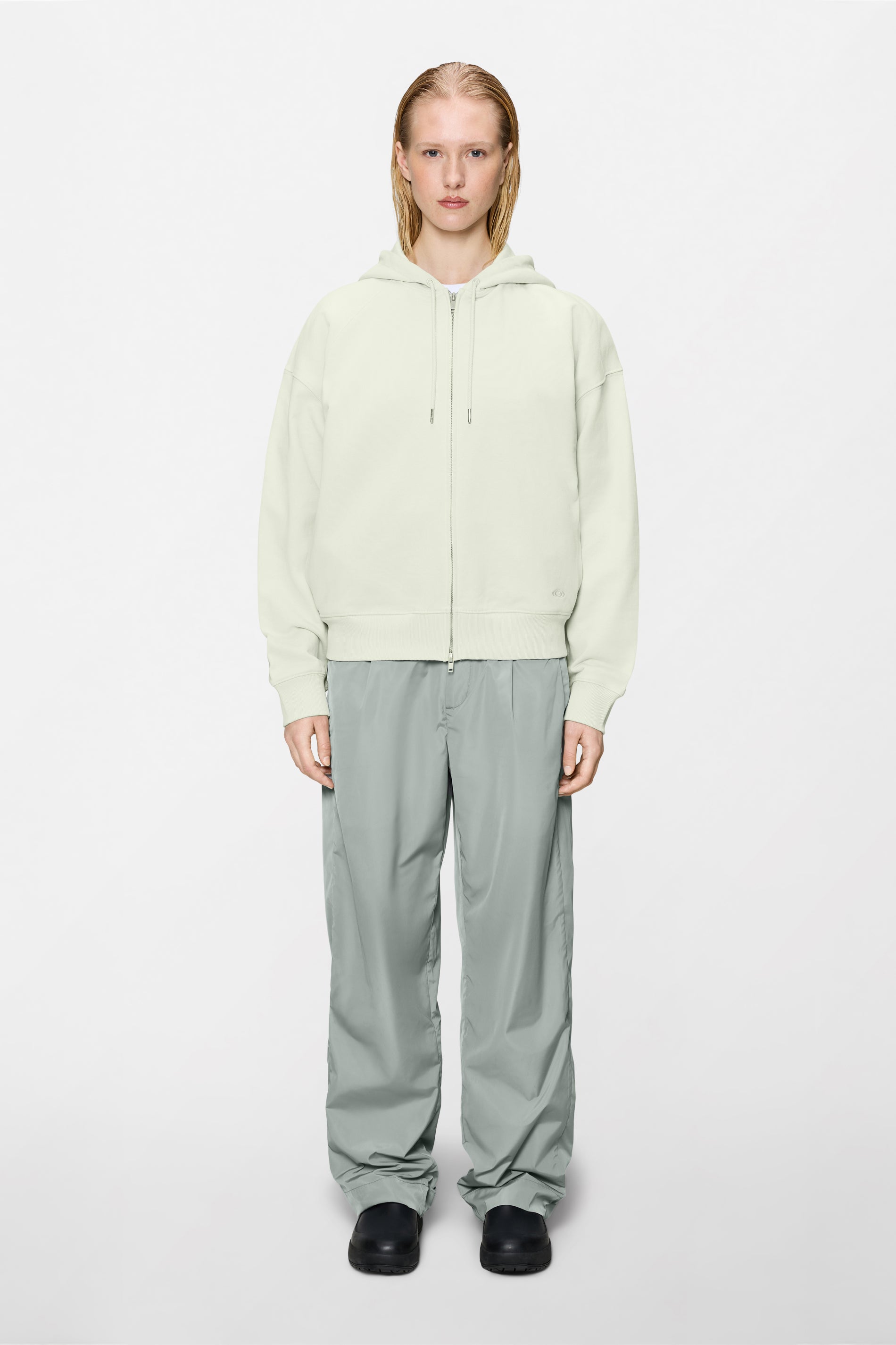 Hoodie con cremallera clásico